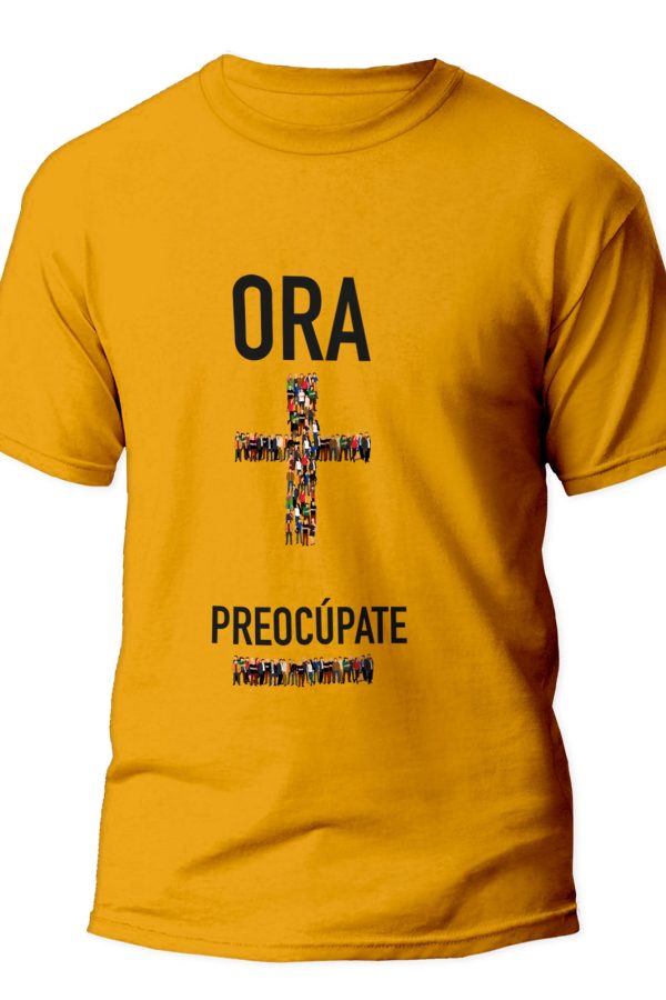 Camiseta "Ora más preocúpate menos"